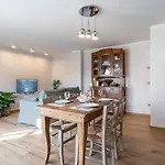 Sunset - Luxury With Pool & Large Private Garden And Parking, Few Steps From The Beach, Ideal For Singles, Couples And A Family