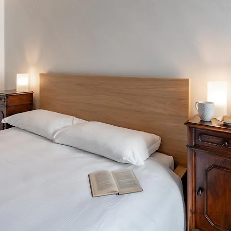 Villa Sunset - Luxury With Pool & Large Private Garden And Parking, Few Steps From The Beach, Ideal For Singles, Couples And A Family Dervio