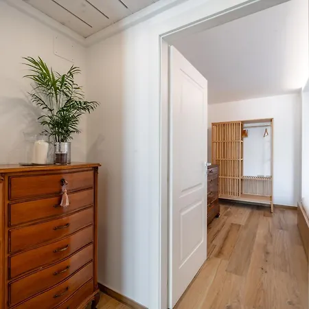 Sunset - Luxury With Pool & Large Private Garden And Parking, Few Steps From The Beach, Ideal For Singles, Couples And A Family