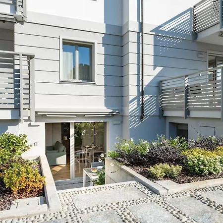 Villa Sunset - Luxury With Pool & Large Private Garden And Parking, Few Steps From The Beach, Ideal For Singles, Couples And A Family *