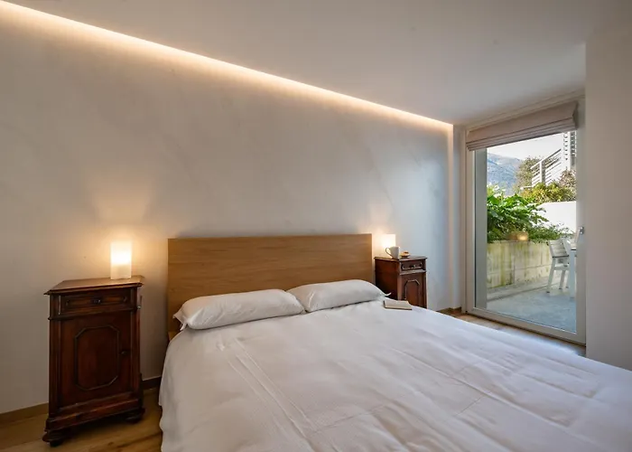 Sunset - Luxury With Pool & Large Private Garden And Parking, Few Steps From The Beach, Ideal For Singles, Couples And A Family Villa Dervio