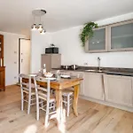 Sunset - Luxury With Pool & Large Private Garden And Parking, Few Steps From The Beach, Ideal For Singles, Couples And A Family