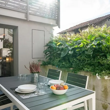 Villa Sunset - Luxury With Pool & Large Private Garden And Parking, Few Steps From The Beach, Ideal For Singles, Couples And A Family *