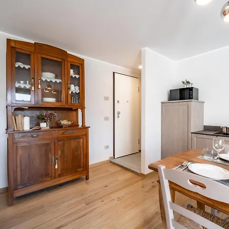 Sunset - Luxury With Pool & Large Private Garden And Parking, Few Steps From The Beach, Ideal For Singles, Couples And A Family Villa Dervio